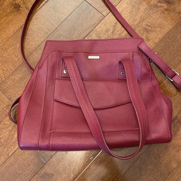 Beautiful red Danier leather purse/business bag - Picture 2 of 6